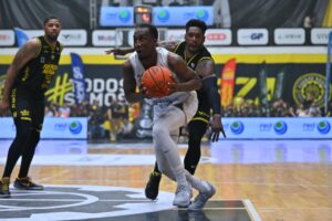 Pelean los Mineros hasta el último segundo