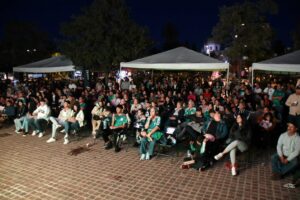 Guadalupenses viven triunfo de México