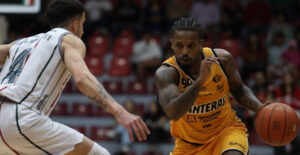 Mineros pierde el invicto en casa en la última jugada ante Panteras